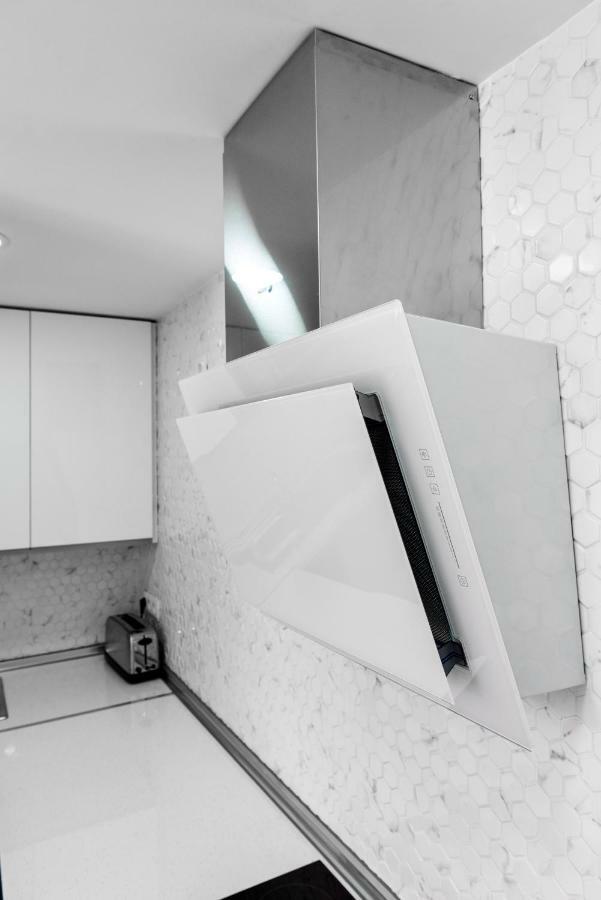 Edificio Sur Apartment Нерха Екстериор снимка
